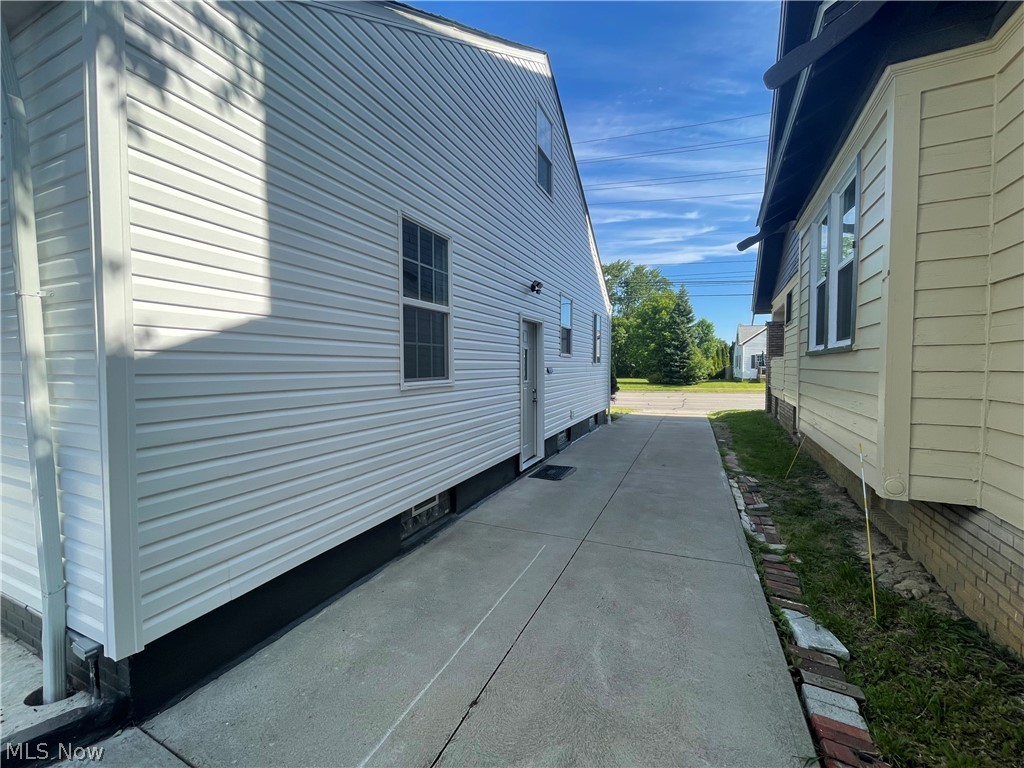 7915 Snow Road Parma, OH 44129 - Photo 42 of 44 Gallery Image 42