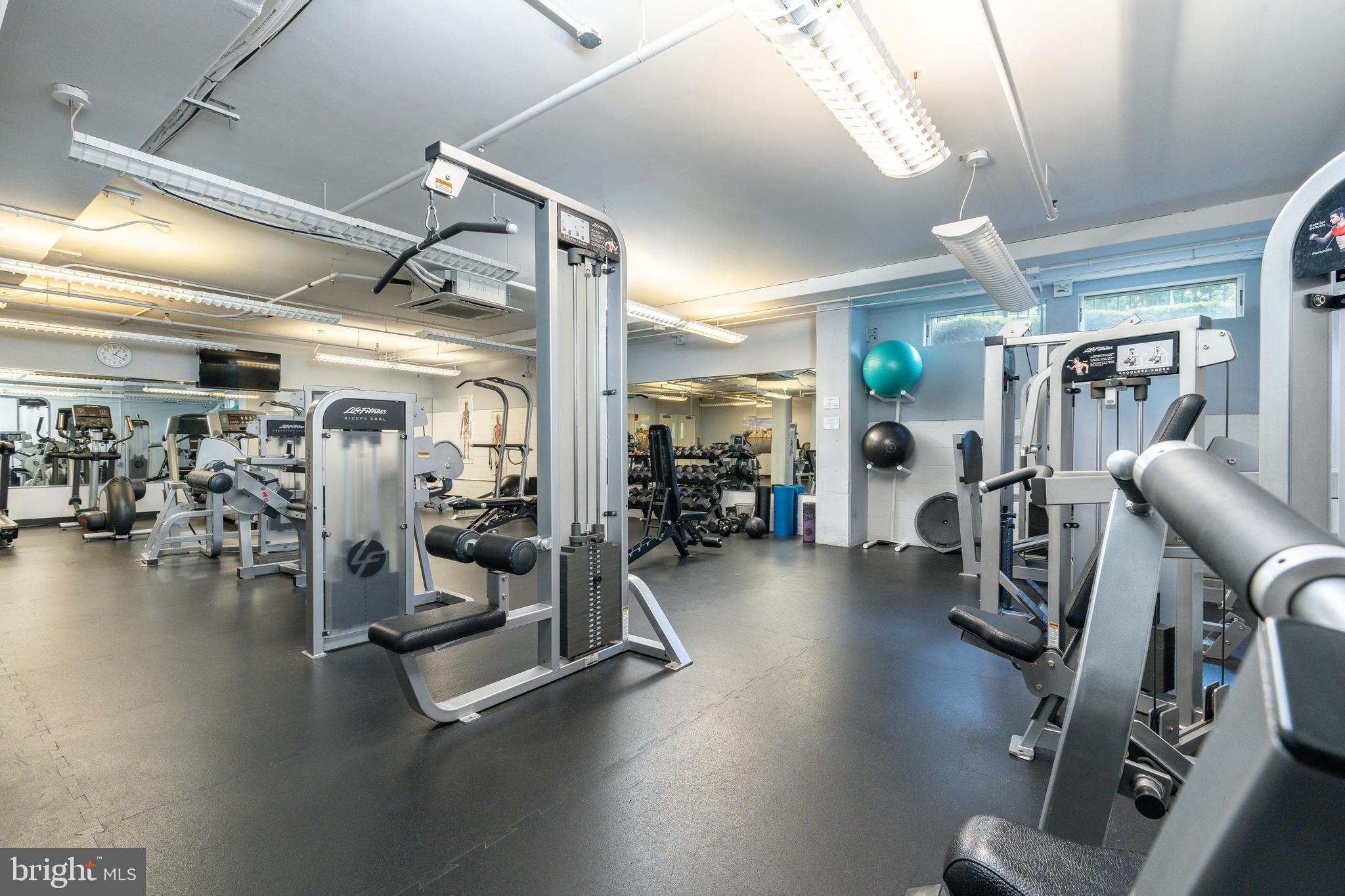 1900 Hamilton Street, Unit C6 Philadelphia, PA 19130 - Photo 35 of 37 a view of a room with gym equipment