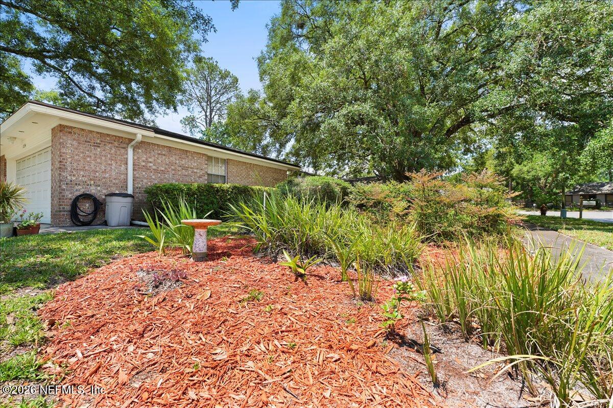 11534 North Ride Circle East Jacksonville, FL 32223 - Photo 29 of 32 29-7RV00304
