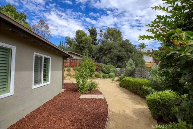 $1,379,000 | 1465 Washburn Road, Pasadena, CA 91105