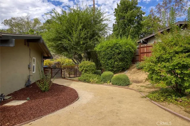 $1,379,000 | 1465 Washburn Road, Pasadena, CA 91105