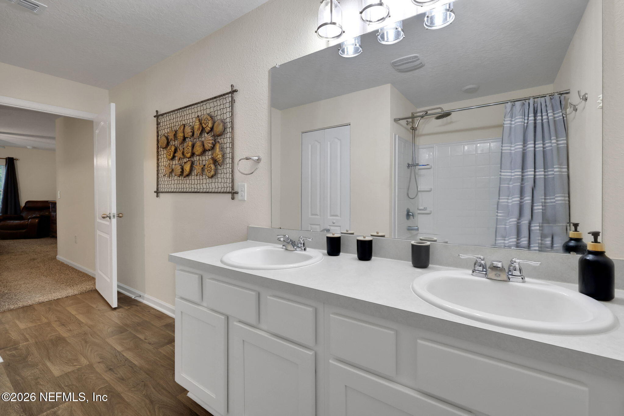 138 Falcon Ridge Road St. Augustine, FL 32084 - Photo 8 of 32 16-web-or-mls-036A8133
