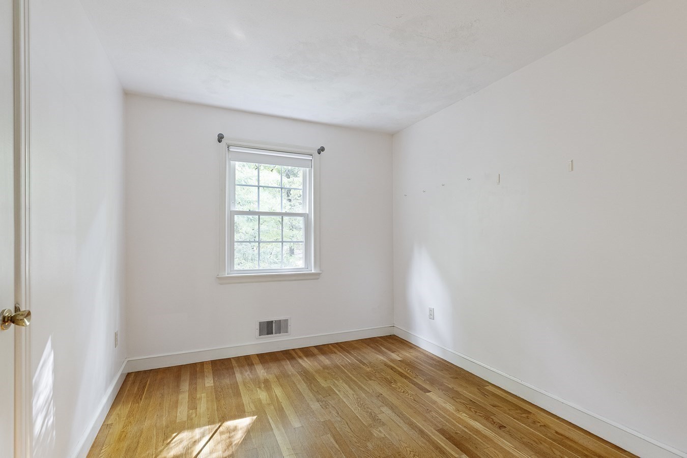 77 Warren Road Ashland, MA 01721 - Photo 35 of 42 Gallery Image 35