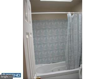 7124 Rutland Street Philadelphia, PA 19149 - Photo 4 of 6 Gallery Image 4