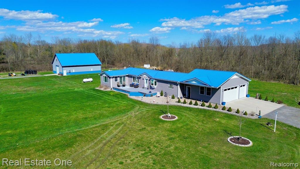 6248 Sterling Road Yale, MI 48097 - Photo 2 of 51