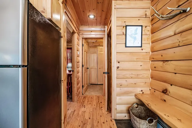 $725,000 | 29 Lakeview Lane, Greenwood, ME 04255