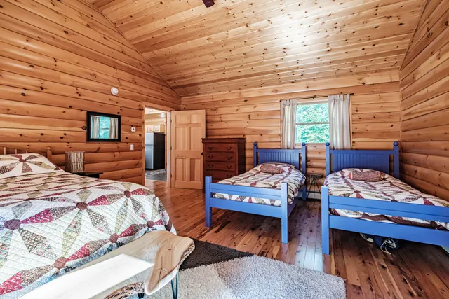 $725,000 | 29 Lakeview Lane, Greenwood, ME 04255