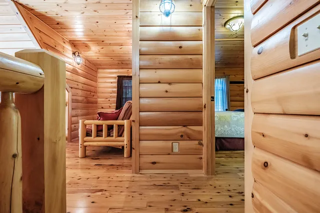 $725,000 | 29 Lakeview Lane, Greenwood, ME 04255