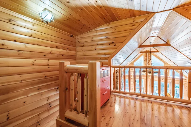 $725,000 | 29 Lakeview Lane, Greenwood, ME 04255