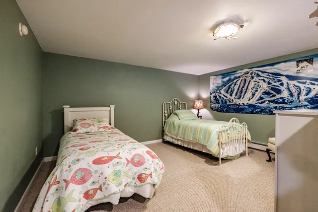 $725,000 | 29 Lakeview Lane, Greenwood, ME 04255