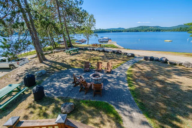 $725,000 | 29 Lakeview Lane, Greenwood, ME 04255