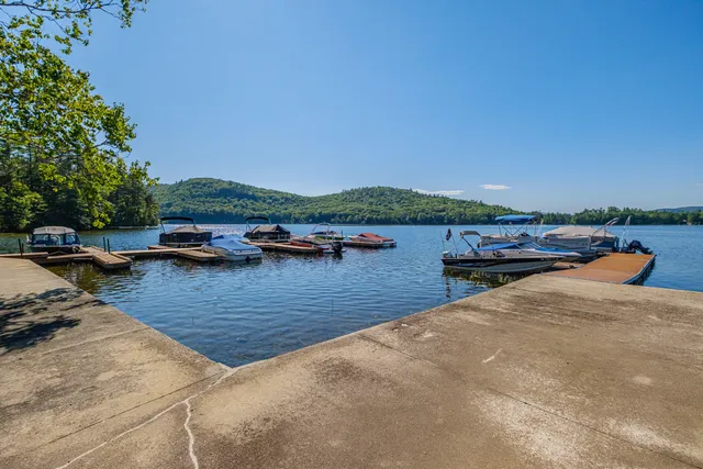 $725,000 | 29 Lakeview Lane, Greenwood, ME 04255