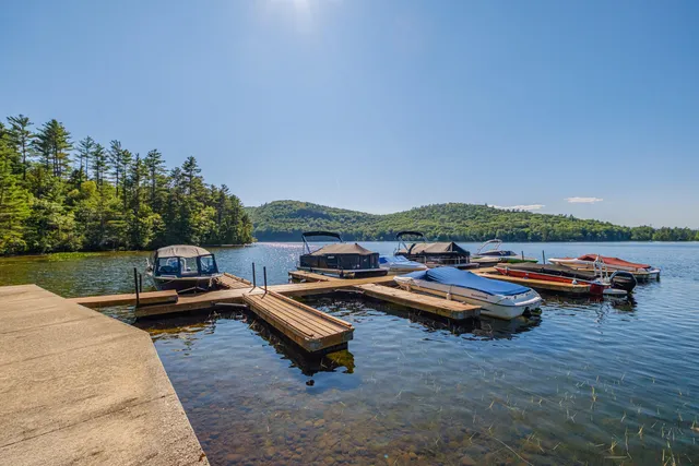 $725,000 | 29 Lakeview Lane, Greenwood, ME 04255