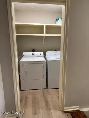 $1,000 | 107 South College Road, Unit B, Lafayette, LA 70503