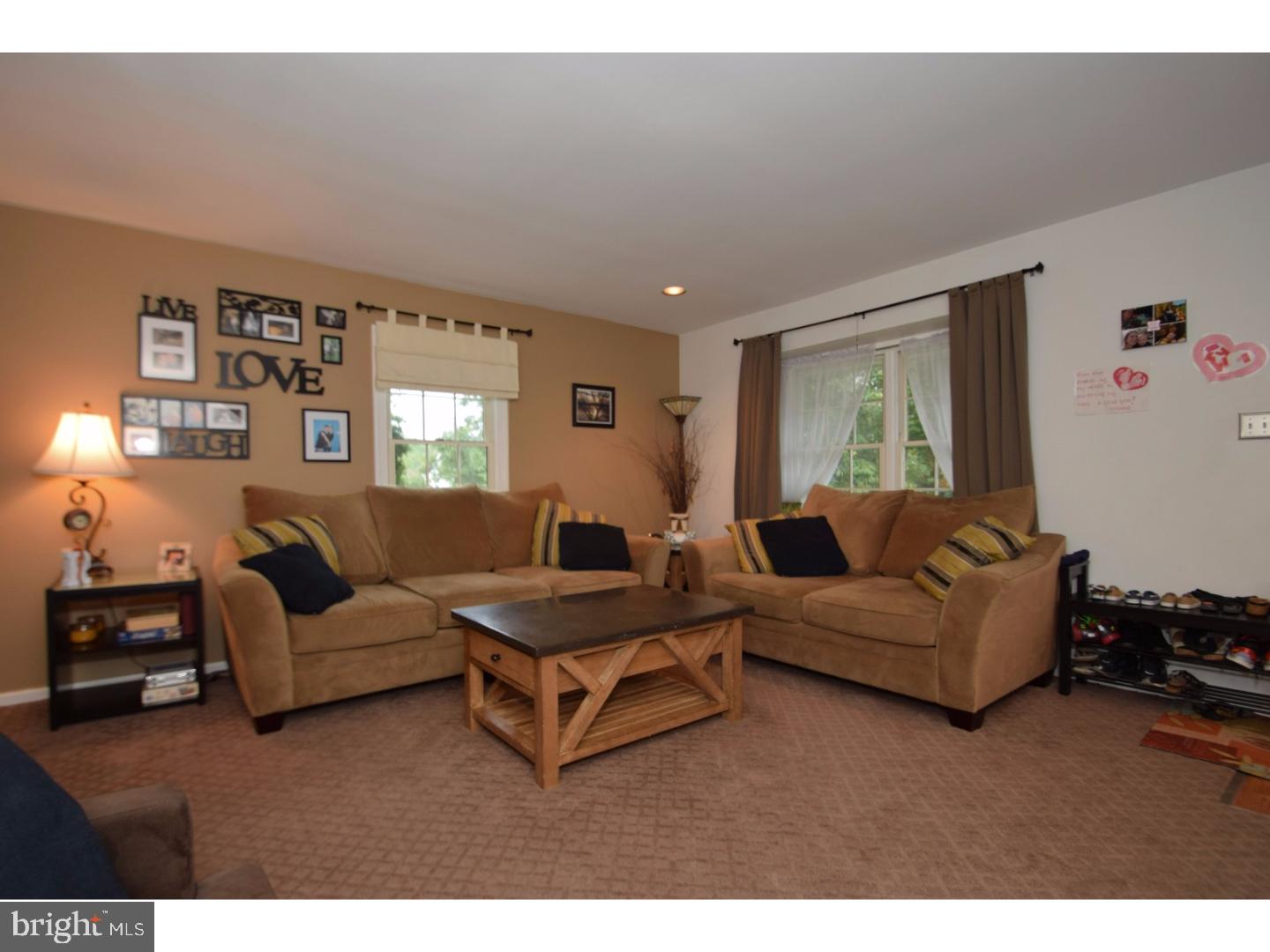 918 Craftsman Road Norristown, PA 19403 - Photo 4 of 25 Gallery Image 4