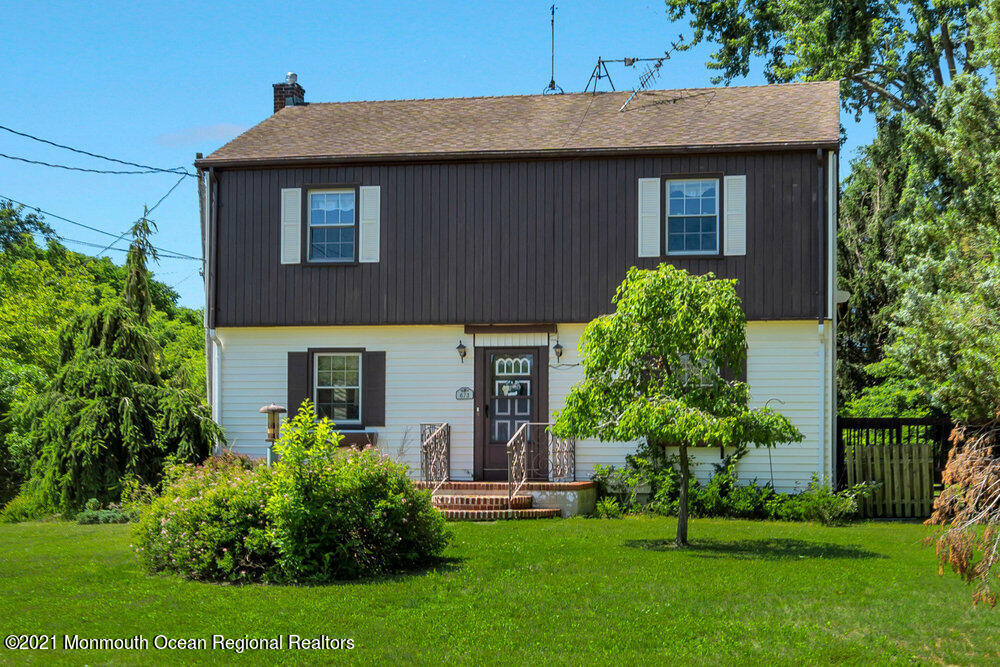 673 Squankum Yellowbrook Road Farmingdale, NJ 07727 - Photo 4 of 49 001_dsc00839-1_copy
