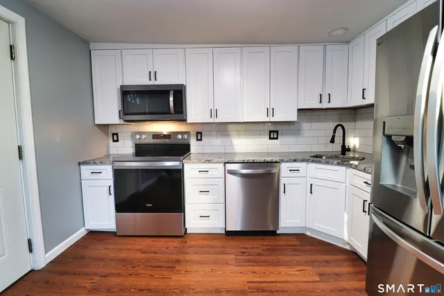 $1,700 | 65 North Avenue, Meriden, CT 06451