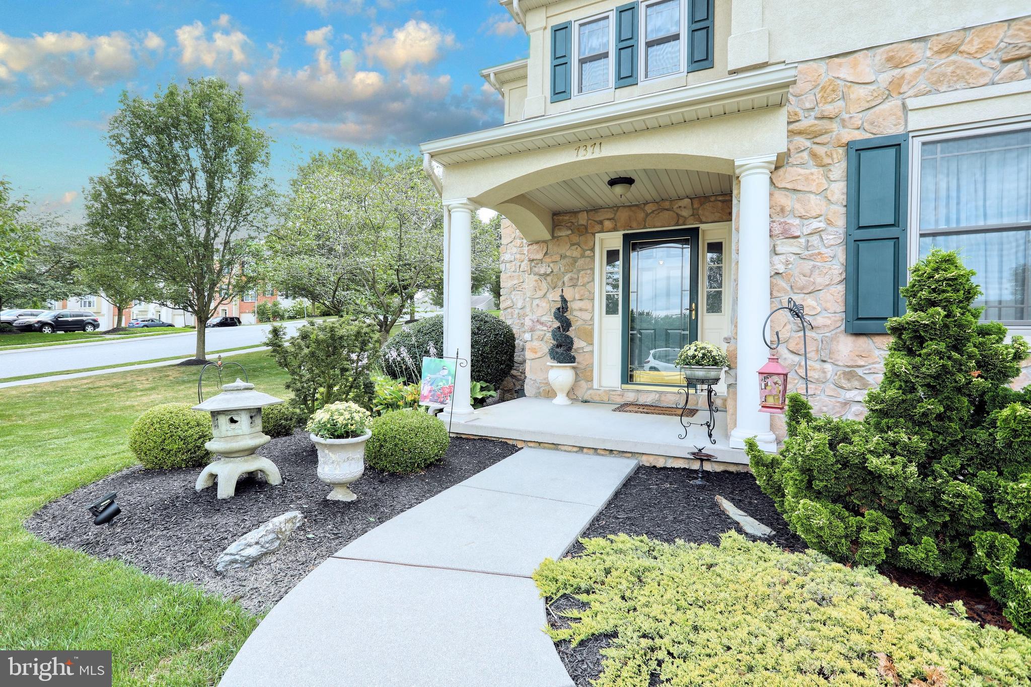 7371 Seneca Ridge Drive York, PA 17403 - Photo 4 of 40 Gallery Image 4