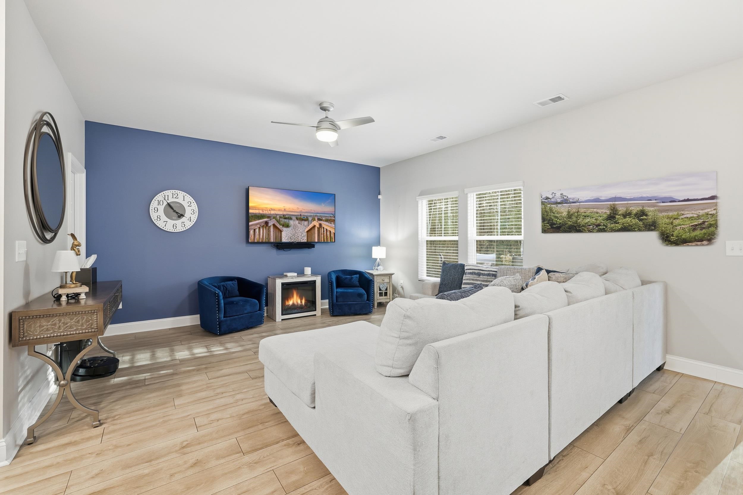 175 Leaflet Loop Pawleys Island, SC 29585 - Photo 11 of 40 Gallery Image 11