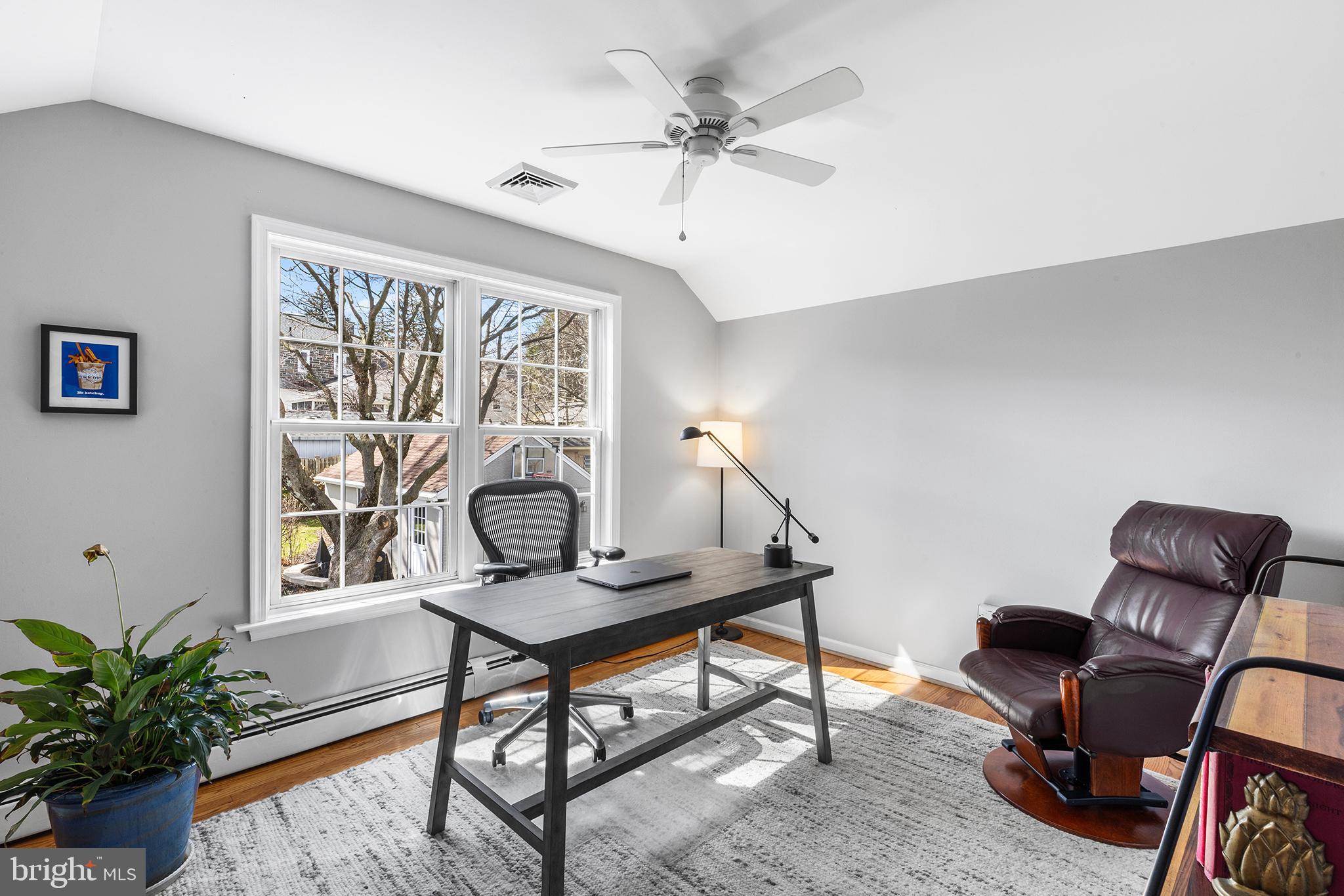 220 South Valley Forge Road Devon, PA 19333 - Photo 28 of 41 Guest Room