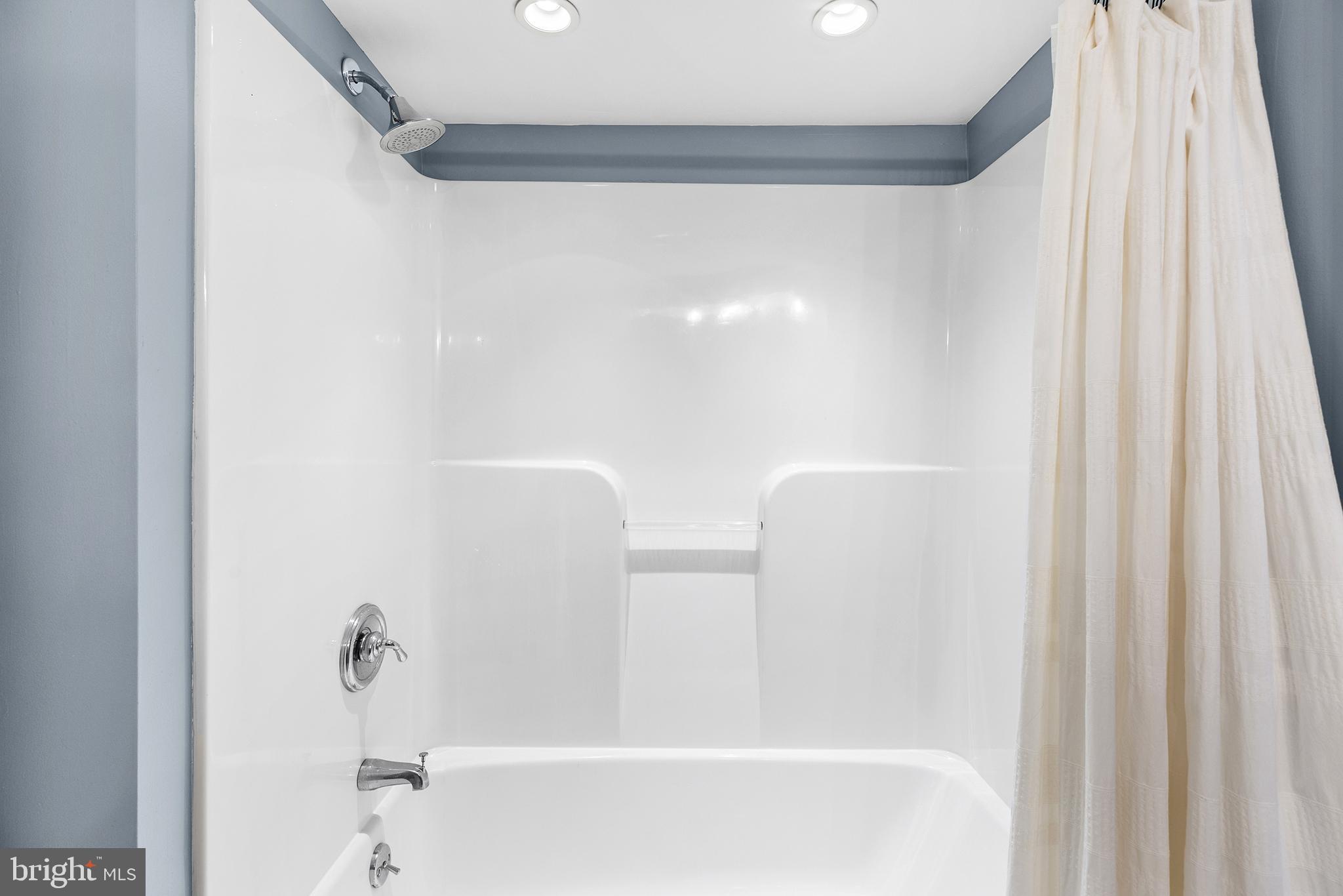 220 South Valley Forge Road Devon, PA 19333 - Photo 30 of 41 Full Hall bath