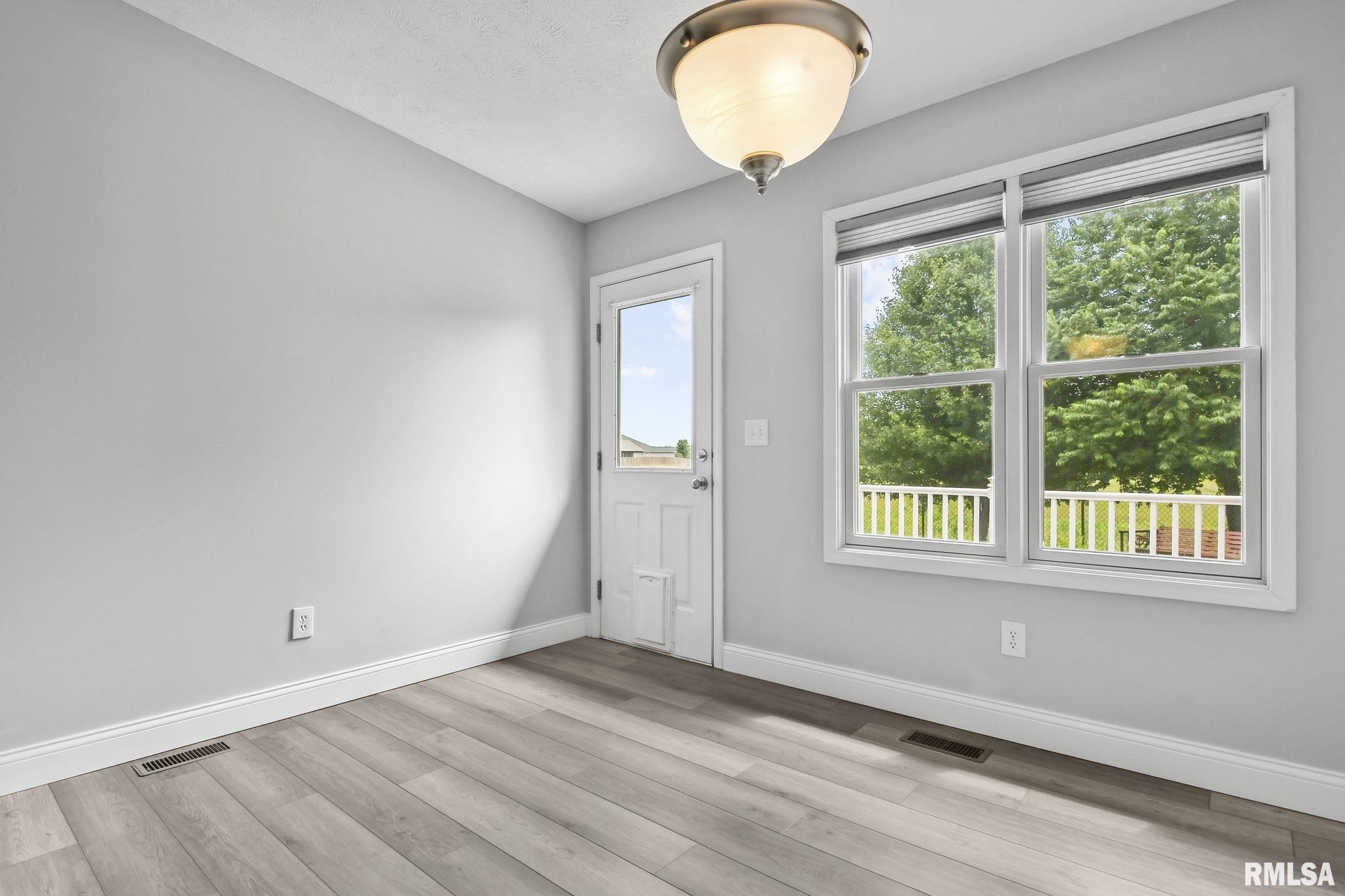 1704 Tern Place Springfield, IL 62711 - Photo 12 of 40