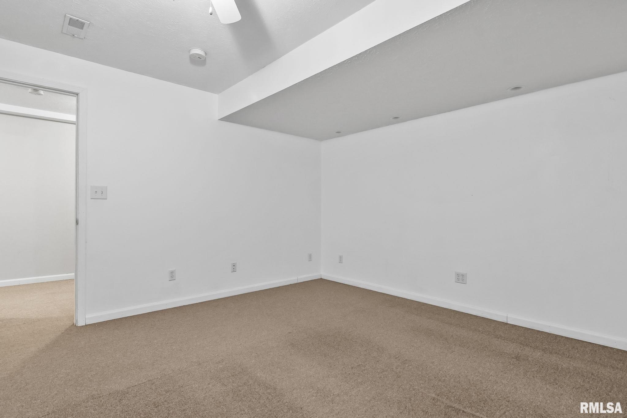 1704 Tern Place Springfield, IL 62711 - Photo 29 of 40
