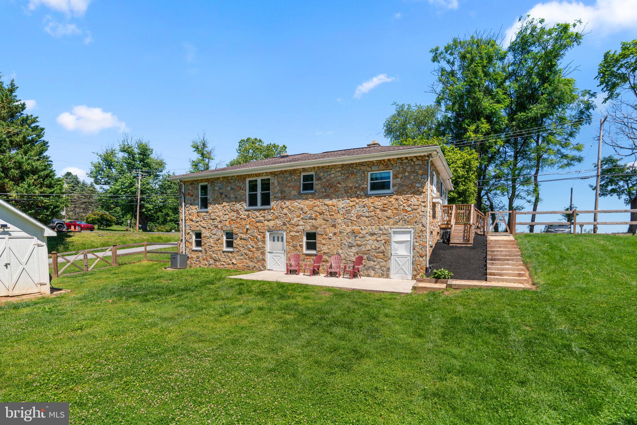 7546 Woodbine Road Woodbine, MD 21797 - Photo 3 of 46