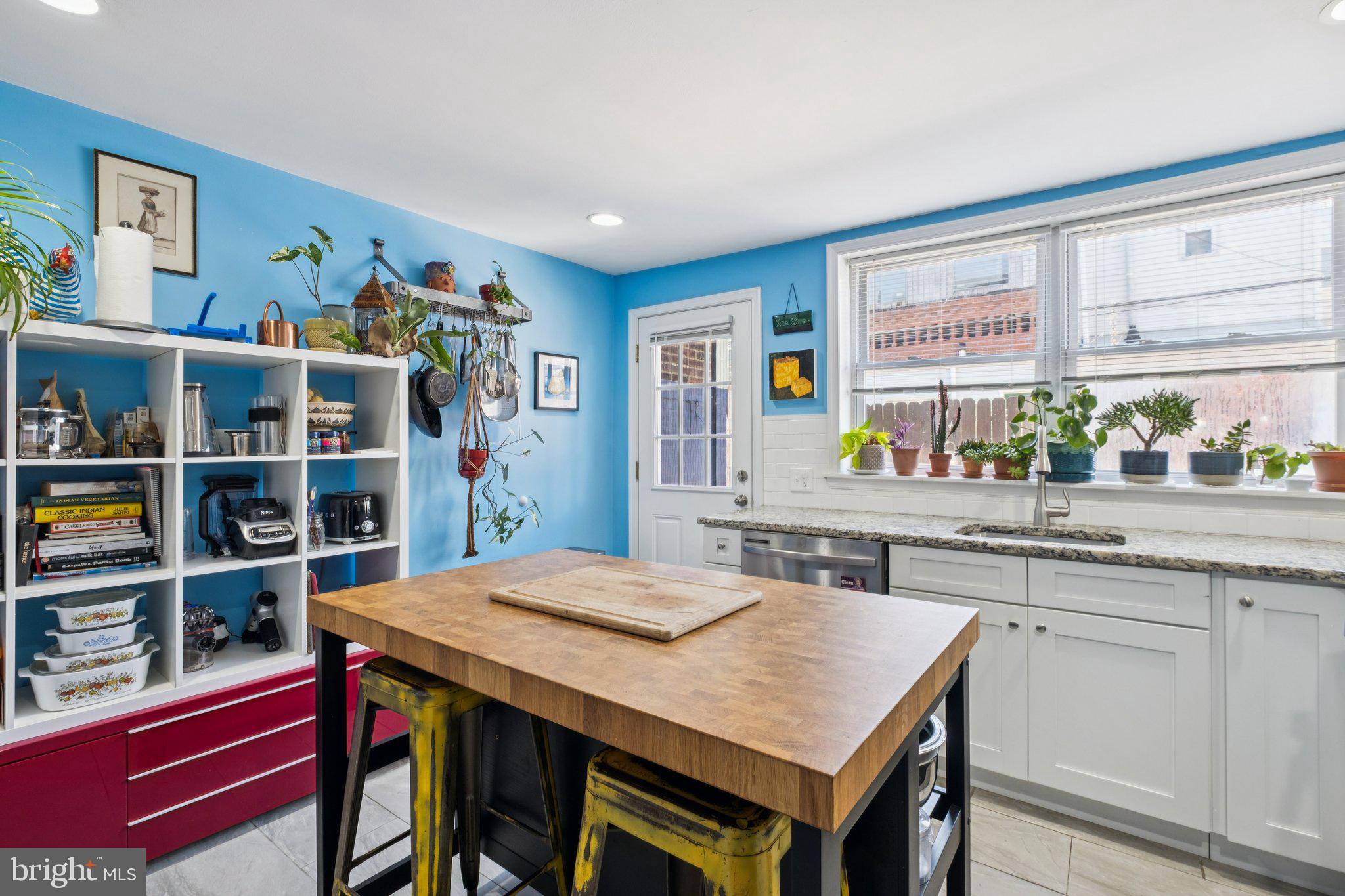 2318 South Percy Street Philadelphia, PA 19148 - Photo 13 of 25
