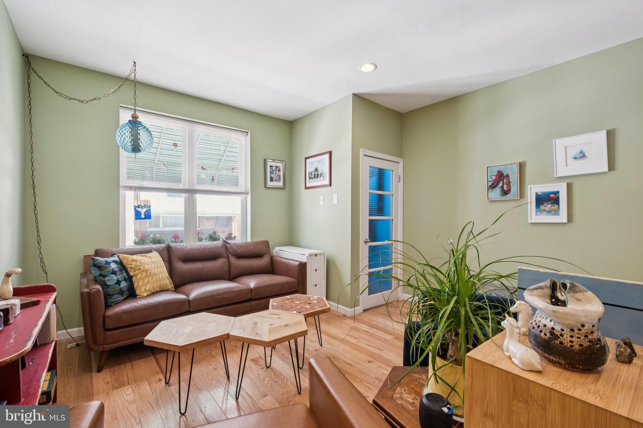 2318 South Percy Street Philadelphia, PA 19148 - Photo 4 of 25