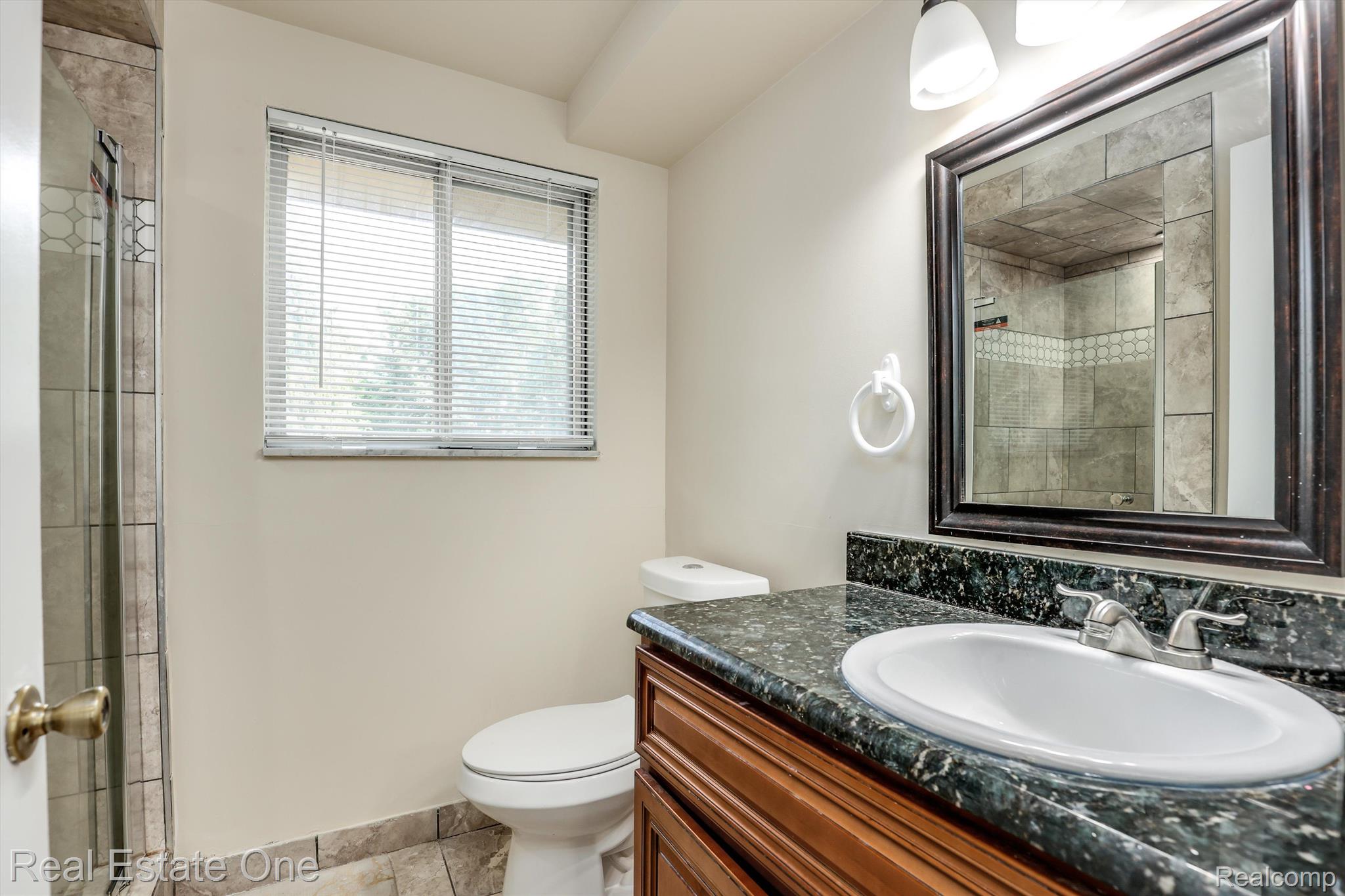 4153 Stoddard Road West Bloomfield, MI 48323 - Photo 35 of 46 Gallery Image 35