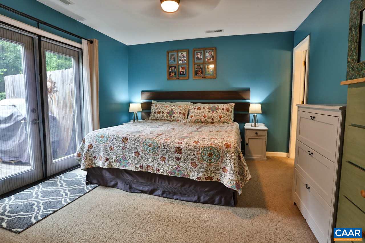 927 Stonehenge Road Charlottesville, VA 22901 - Photo 12 of 35 Gallery Image 12