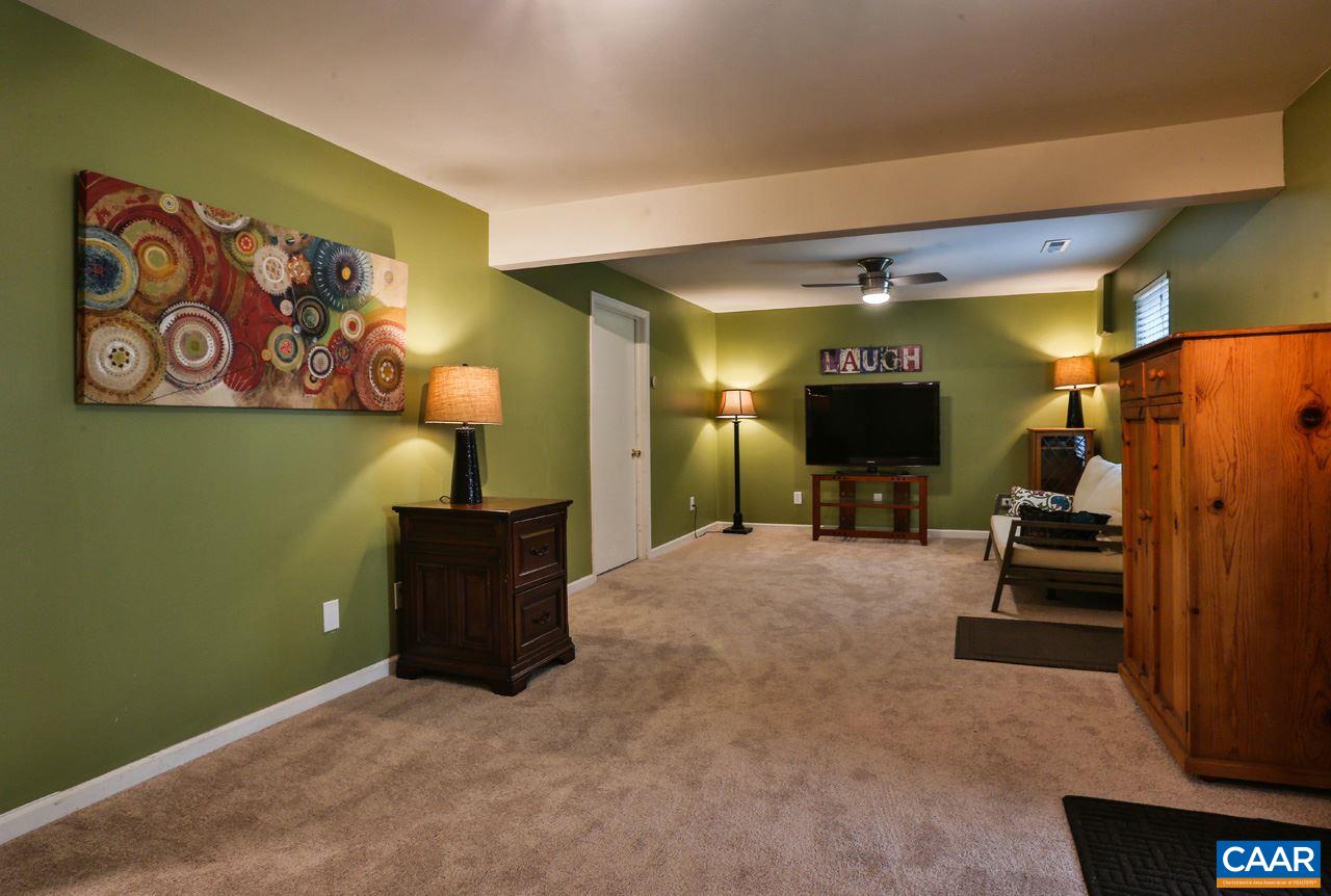 927 Stonehenge Road Charlottesville, VA 22901 - Photo 24 of 35 Gallery Image 24