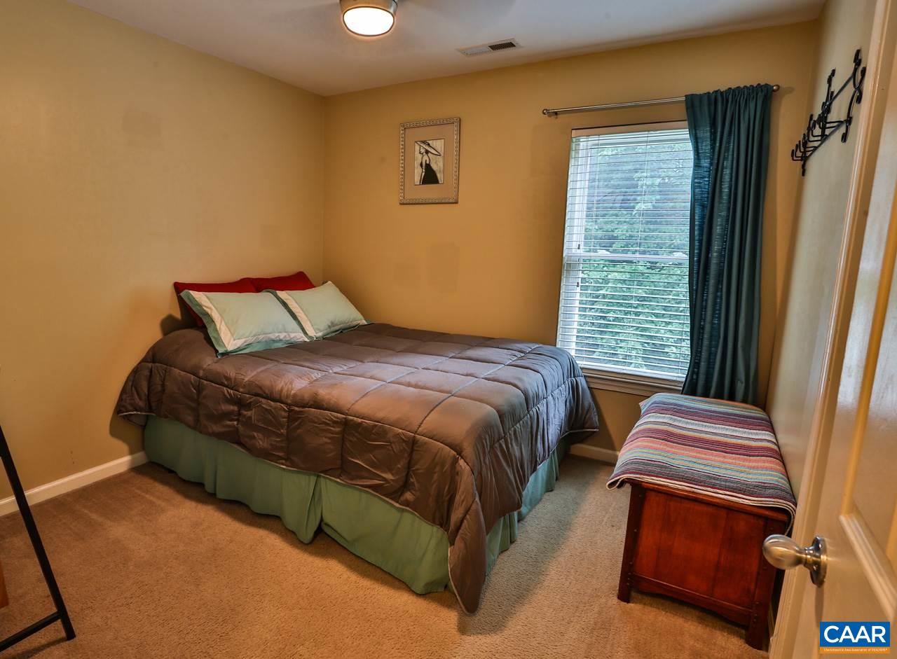927 Stonehenge Road Charlottesville, VA 22901 - Photo 8 of 35 Gallery Image 8