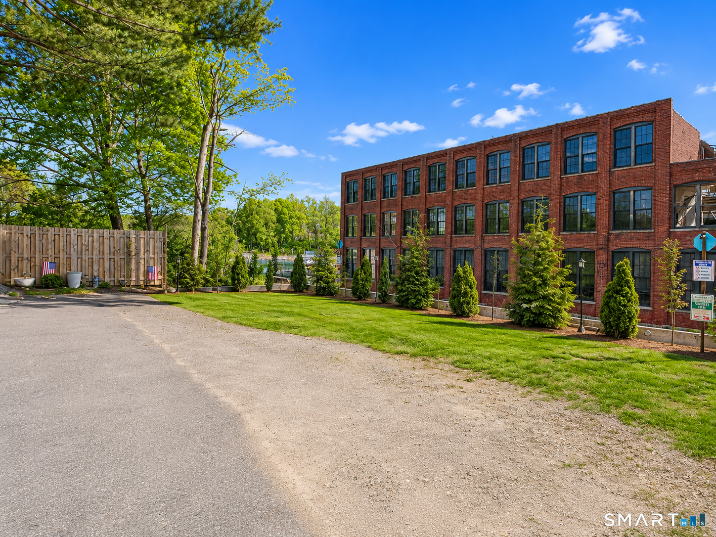53 Prospect Street, Unit 2 Torrington, CT 06790 - Photo 14 of 16