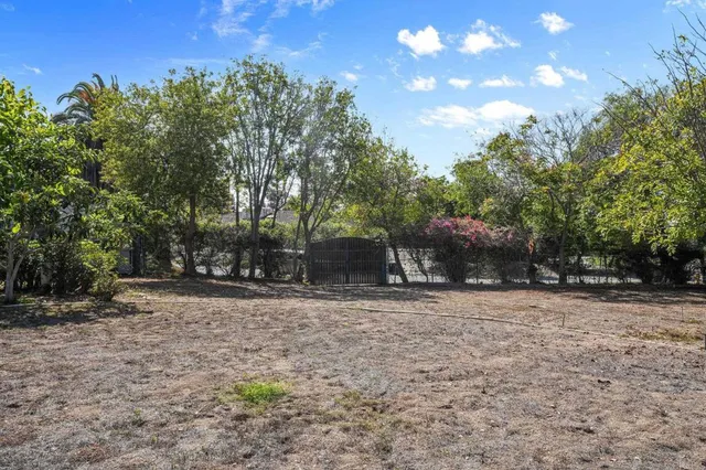 $389,000 | 415 Carvalos Drive, Chula Vista, CA 91910