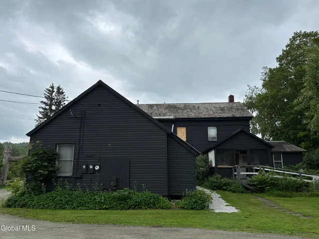 $560,000 | 430 Highway 43, Stephentown, NY 12168