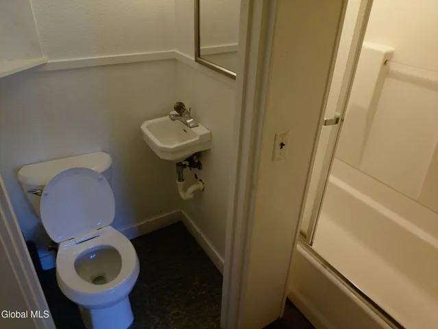 $560,000 | 430 Highway 43, Stephentown, NY 12168