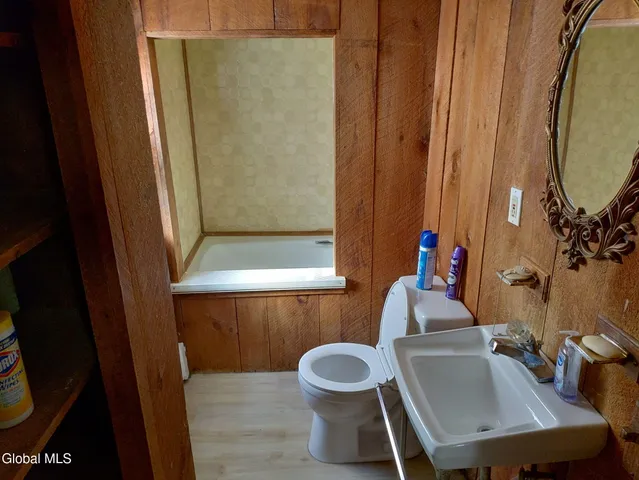 $560,000 | 430 Highway 43, Stephentown, NY 12168