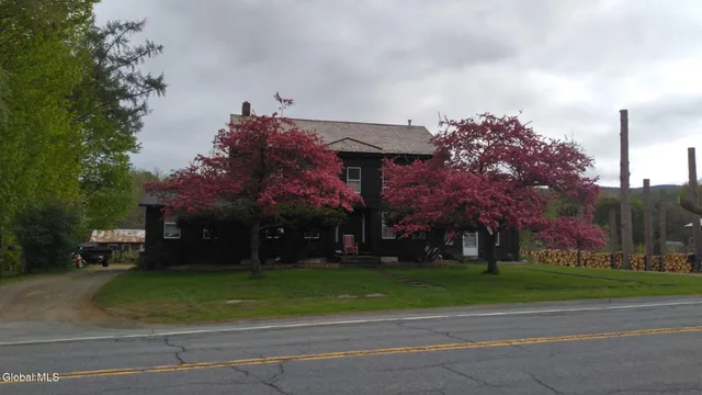 $560,000 | 430 Highway 43, Stephentown, NY 12168