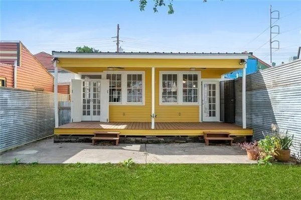 $1,400 | 2712 Chippewa Street, New Orleans, LA 70130