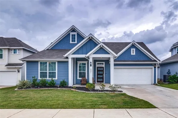 $459,000 | 8221 Hampton Drive, Rowlett, TX 75089