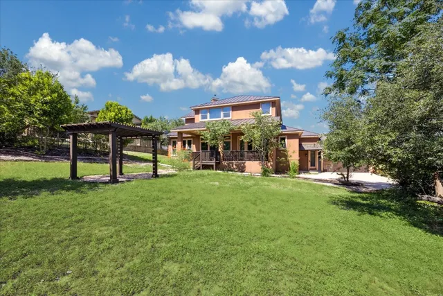 $875,000 | 101 Stephanie Lane, Austin, TX 78738