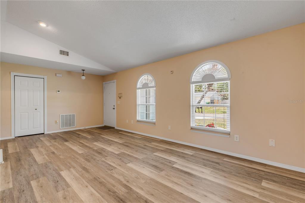 5209 Holden Road Cocoa, FL 32927 - Photo 6 of 35
