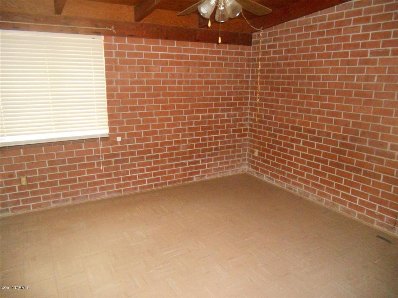 4602 East Fort Lowell Road Tucson, AZ 85712 - Photo 5 of 10