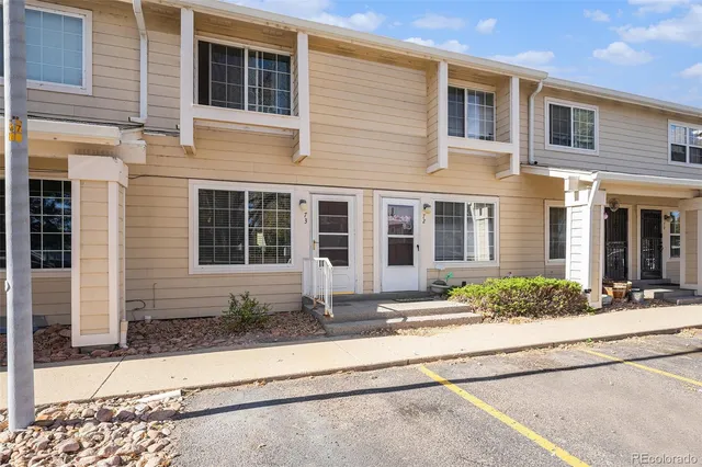 $300,000 | 8945 Field Street, Unit 73, Broomfield, CO 80021