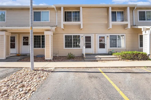 $300,000 | 8945 Field Street, Unit 73, Broomfield, CO 80021