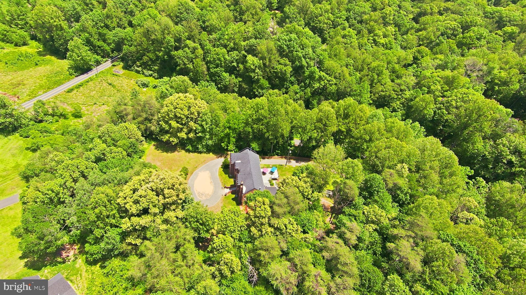 12213 Chapel Road Clifton, VA 20124 - Photo 14 of 128