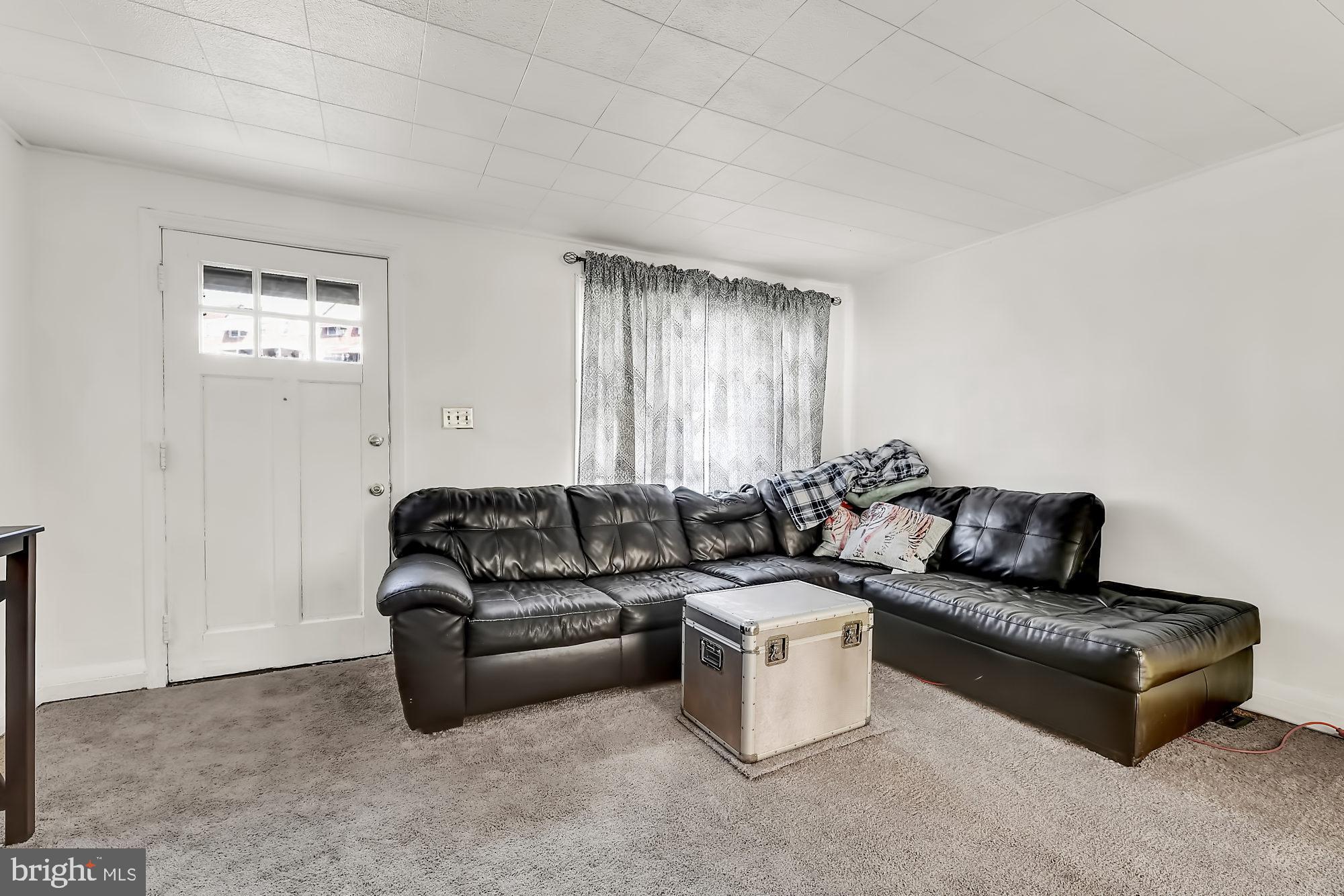 305 Grove Park Road Baltimore, MD 21225 - Photo 2 of 25 Gallery Image 2