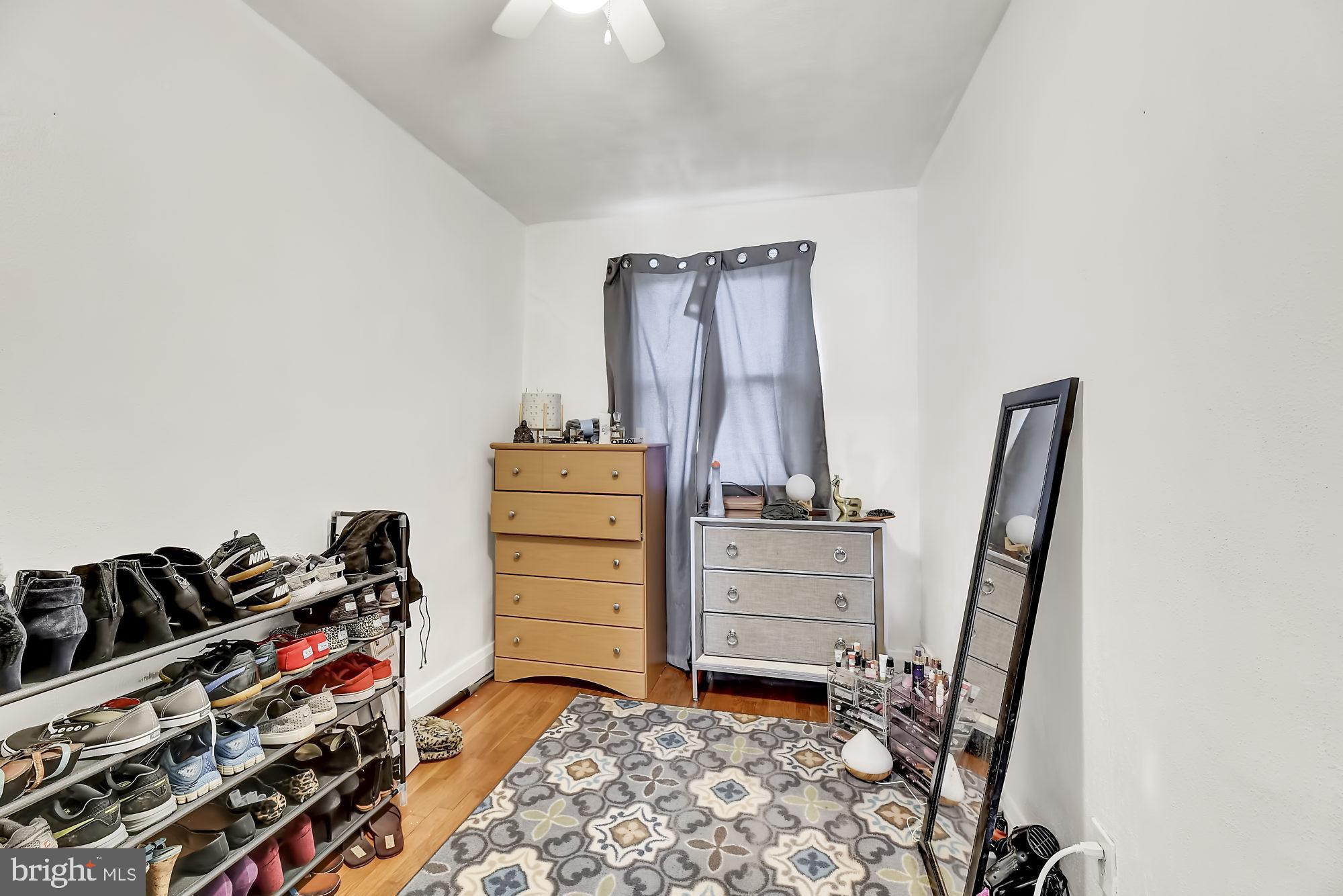 305 Grove Park Road Baltimore, MD 21225 - Photo 11 of 25 Gallery Image 11